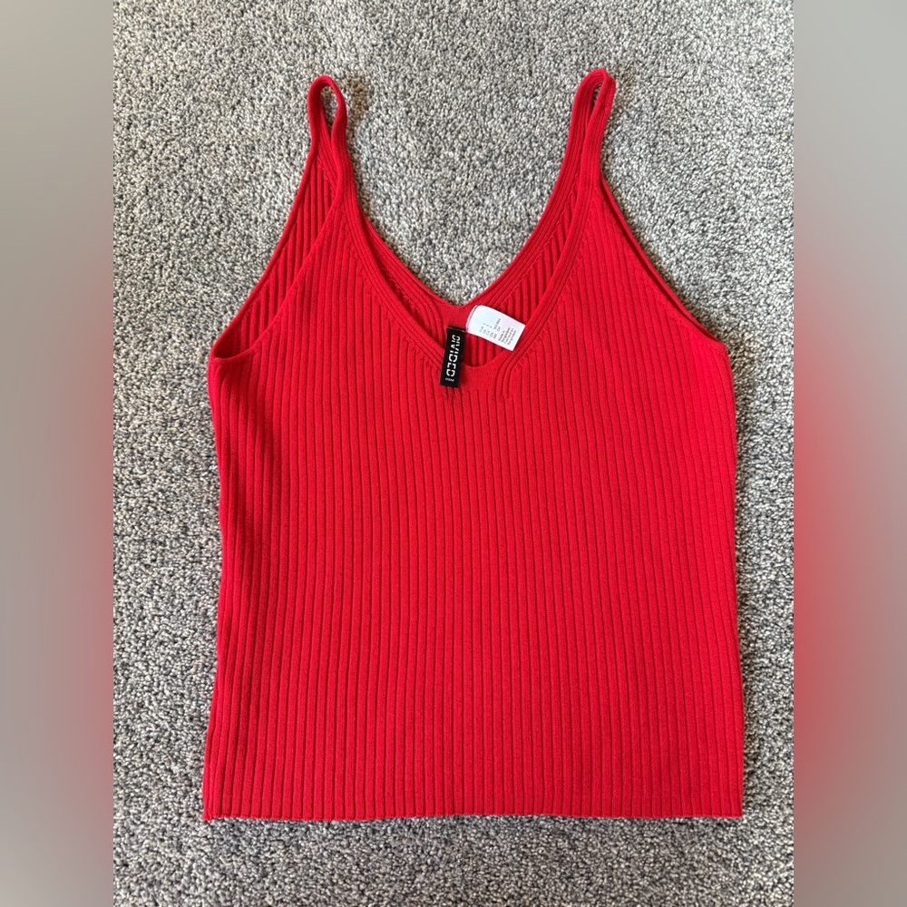 H&M Women’s Ribbed Knit/Sweater V-Neck Tank Red Small